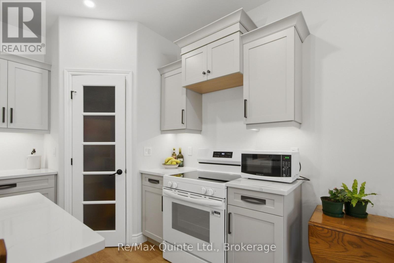 94 Raycroft Drive, Belleville, Ontario  K8N 0R4 - Photo 7 - X13746370