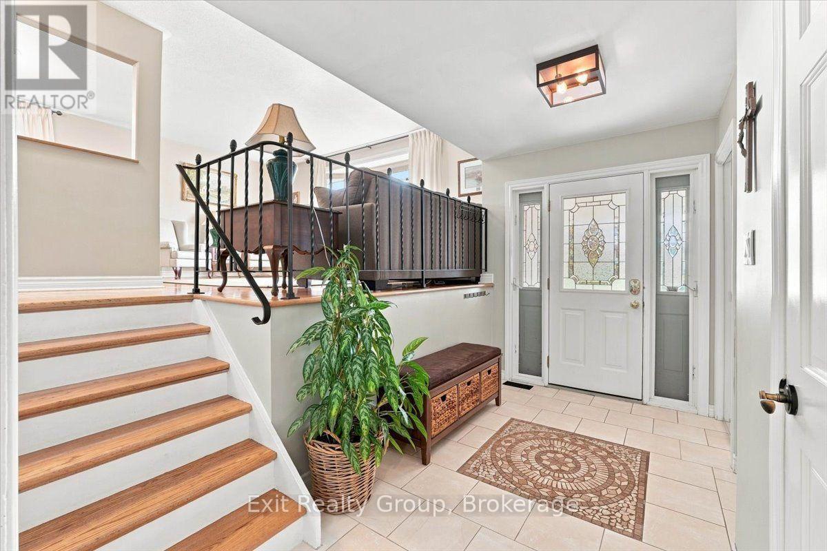 74 Burns Avenue, Quinte West, Ontario  K8R 1G3 - Photo 3 - X13746478