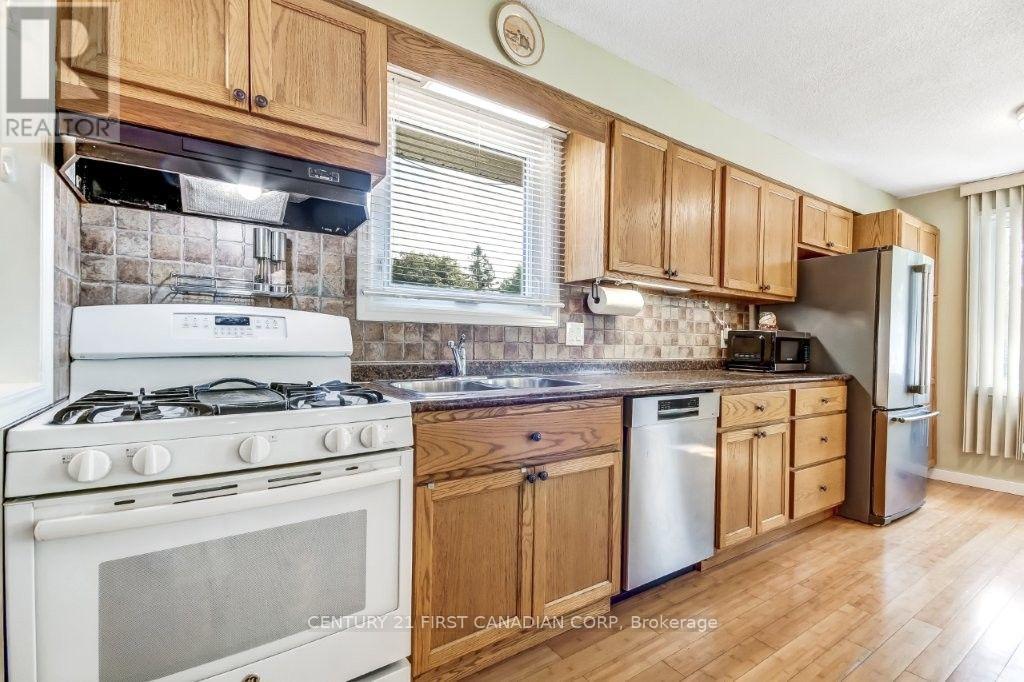 30 Scotchmere Crescent, London South, Ontario  N6E 2A1 - Photo 7 - X13746354