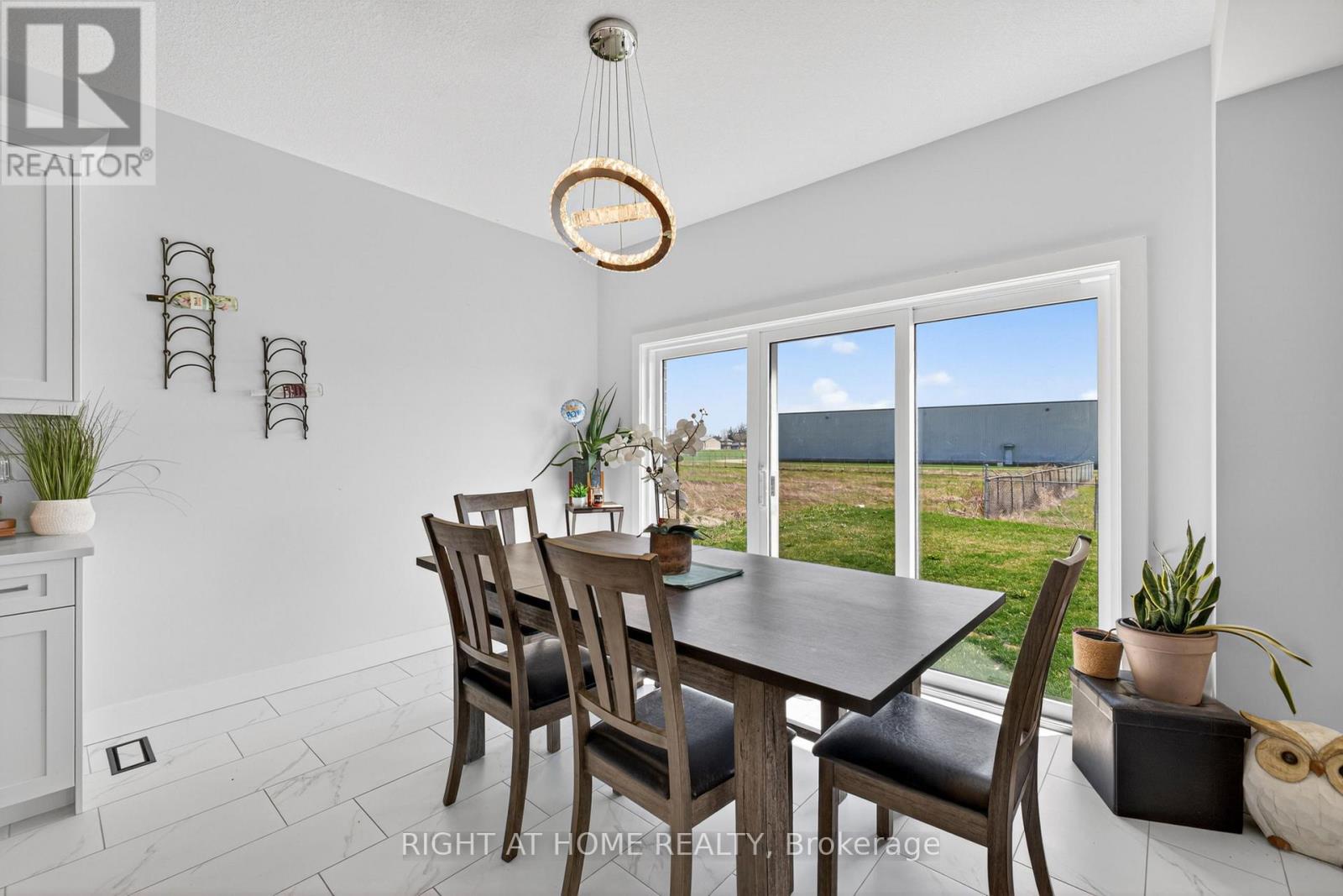 216 Greene Street, South Huron, Ontario  N0M 1S3 - Photo 6 - X13746442