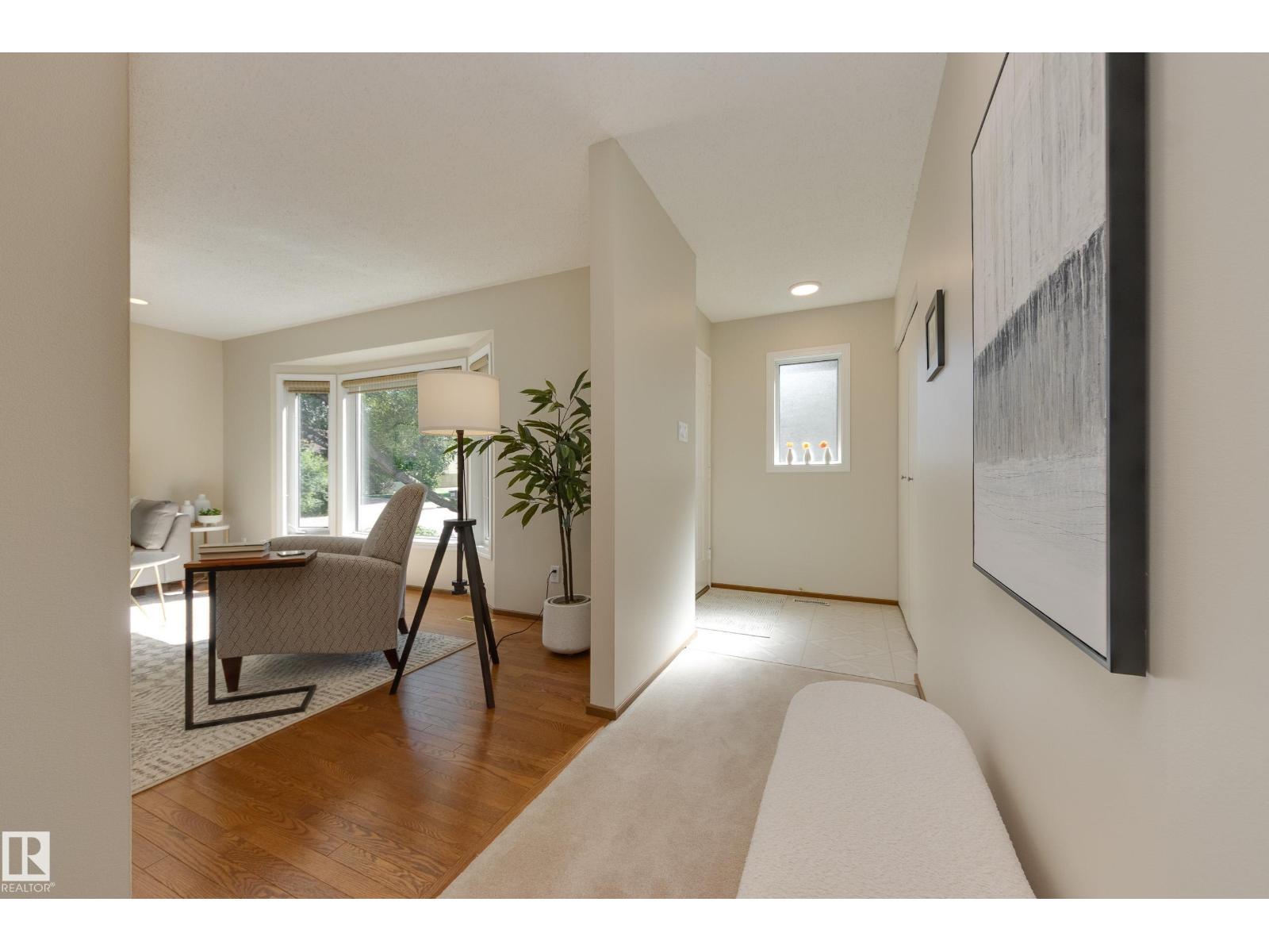 4904 11 Av NW, Edmonton, Alberta  T6L 5W8 - Photo 2 - E4507134