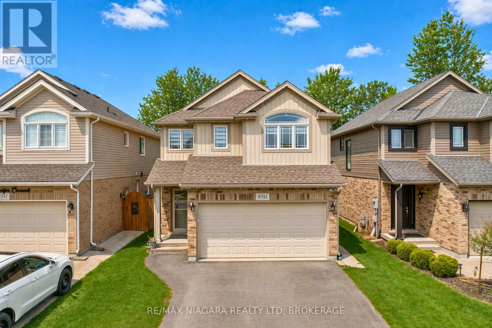 8511 Jennifer Crescent, Niagara Falls (Forestview), Ontario L2H 0J3 - Photo 1 - X13746418