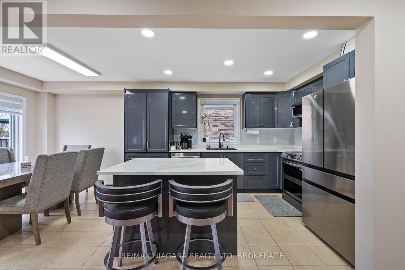 8511 Jennifer Crescent, Niagara Falls (Forestview), Ontario L2H 0J3 - Photo 11 - X13746418