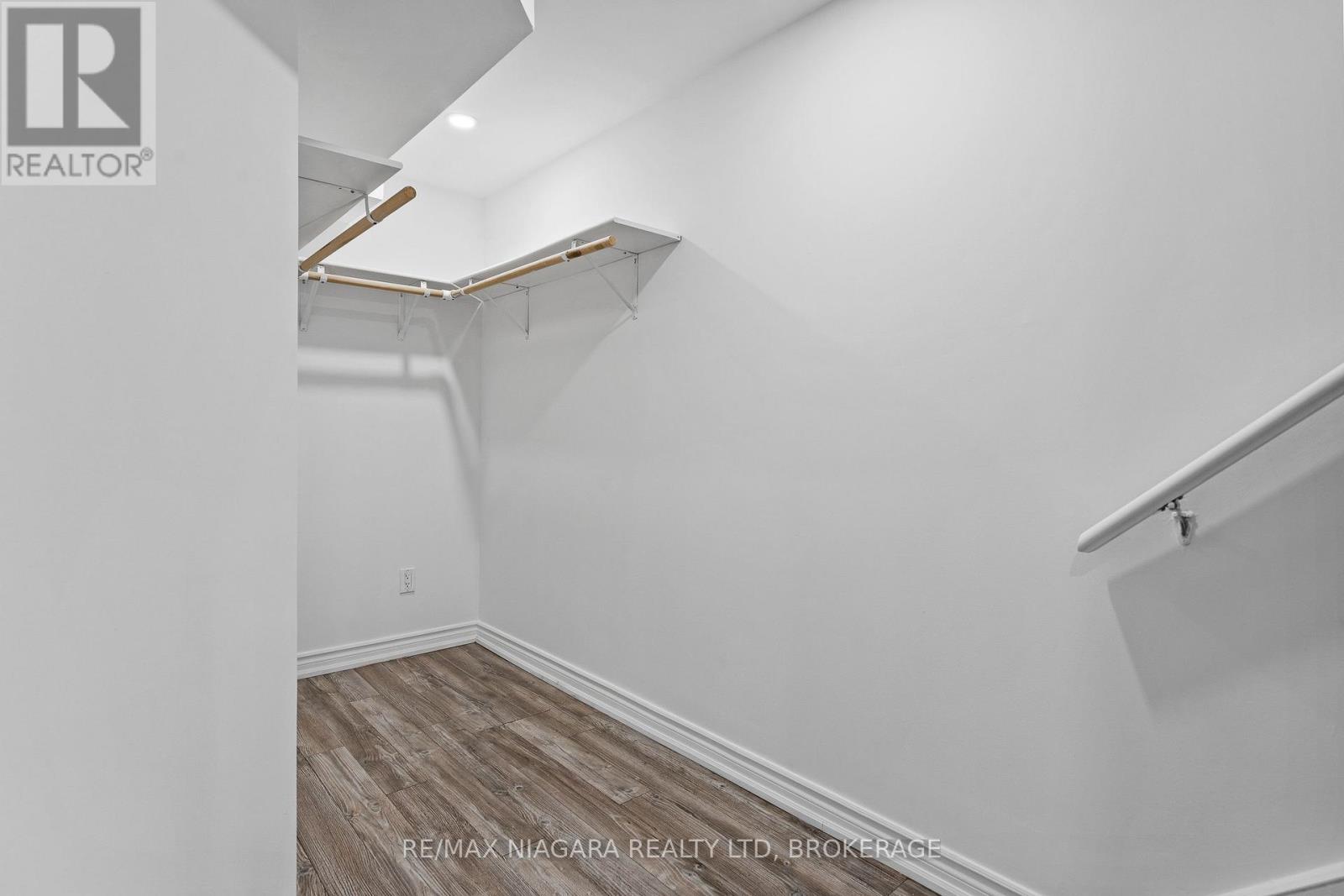 8511 Jennifer Crescent, Niagara Falls (Forestview), Ontario L2H 0J3 - Photo 31 - X13746418