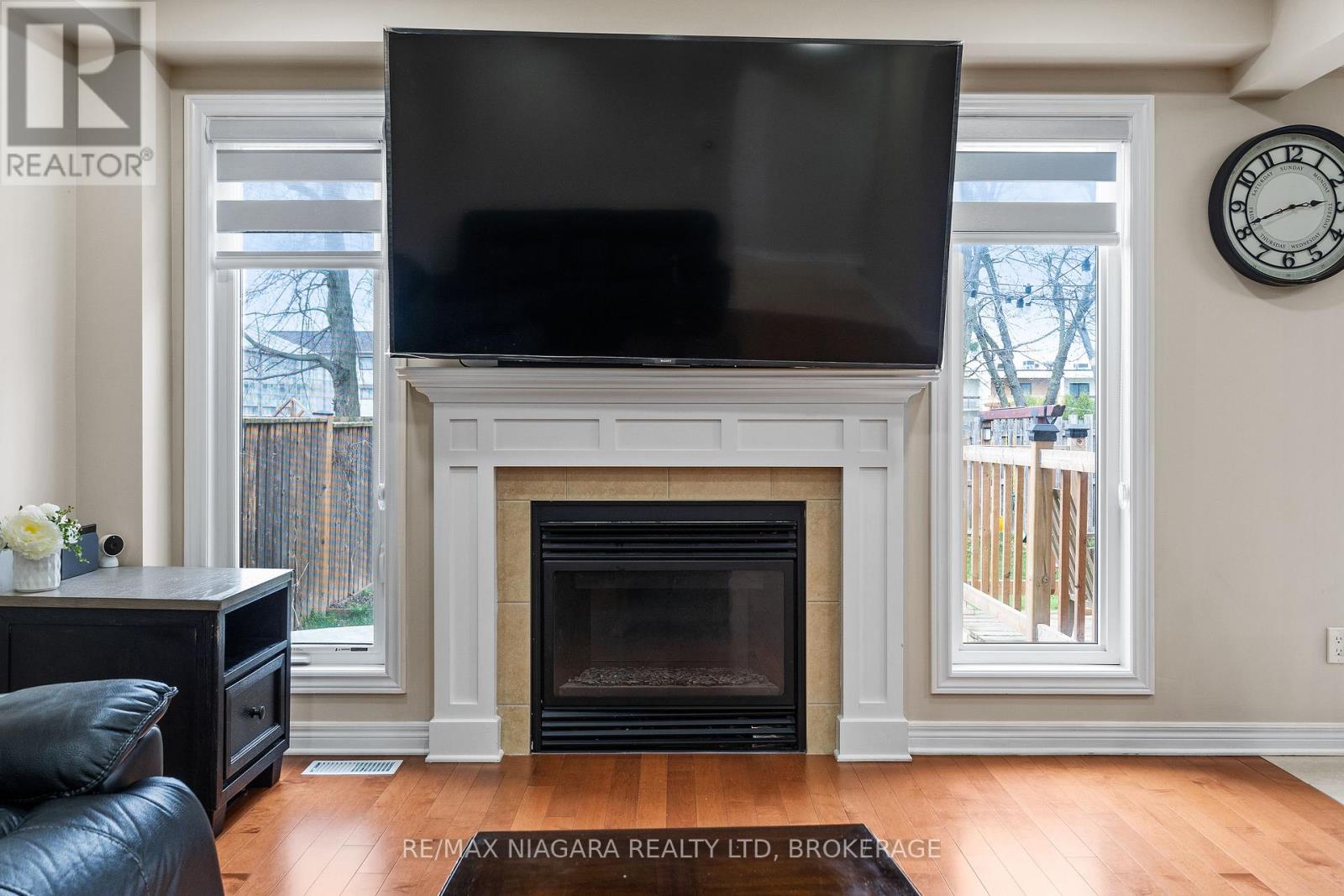 8511 Jennifer Crescent, Niagara Falls (Forestview), Ontario L2H 0J3 - Photo 7 - X13746418
