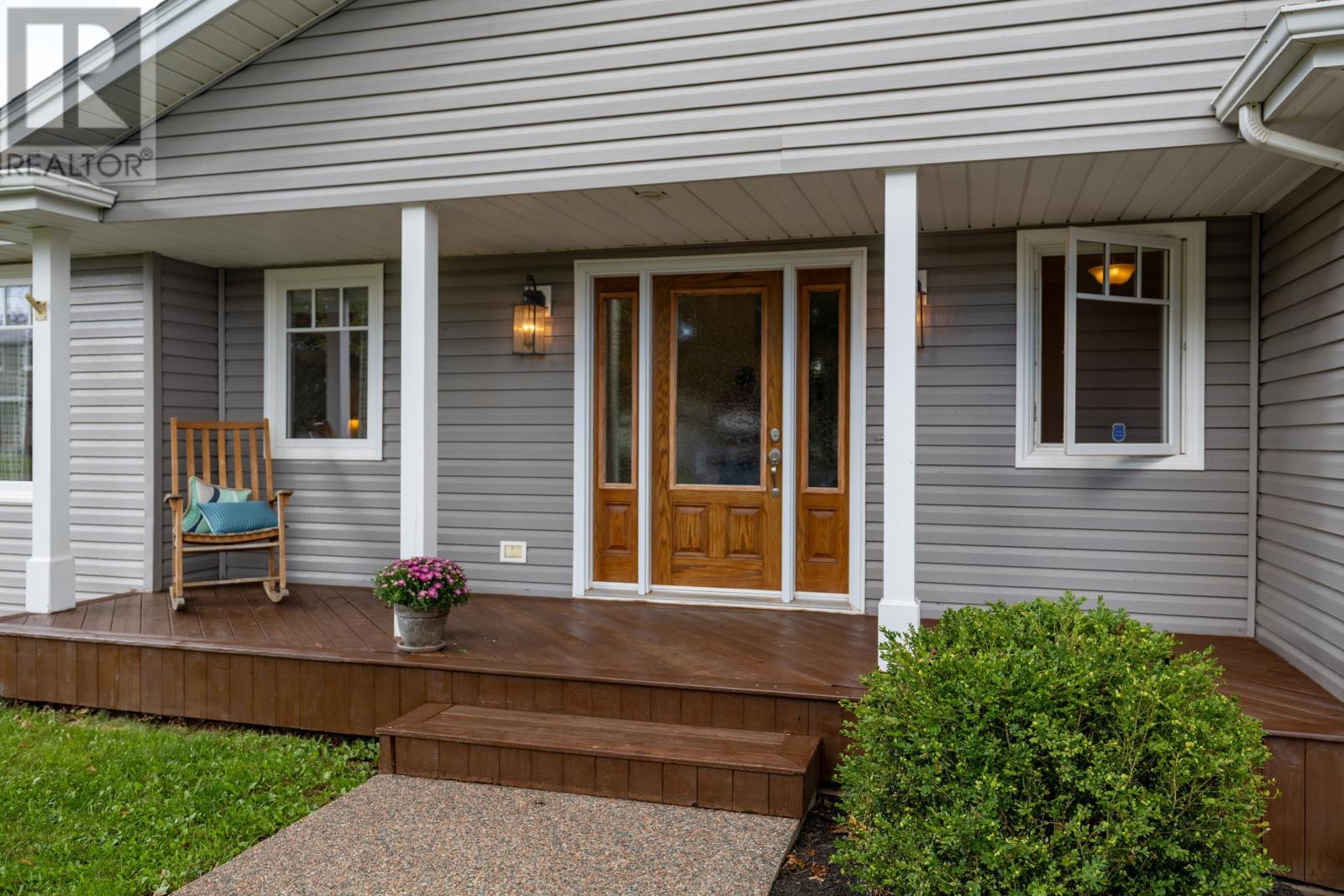 18 Newland Crescent, Charlottetown, Prince Edward Island  C1A 4H5 - Photo 5 - 202622471