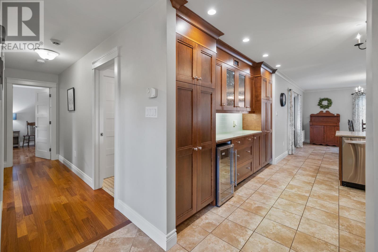 18 Newland Crescent, Charlottetown, Prince Edward Island  C1A 4H5 - Photo 8 - 202622471