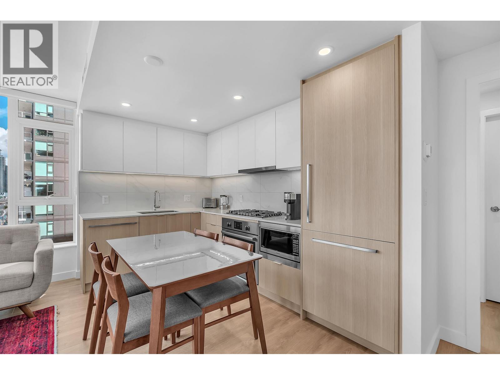 1604 308 Alderson Avenue, Coquitlam, British Columbia  V3K 0J2 - Photo 5 - R3161626