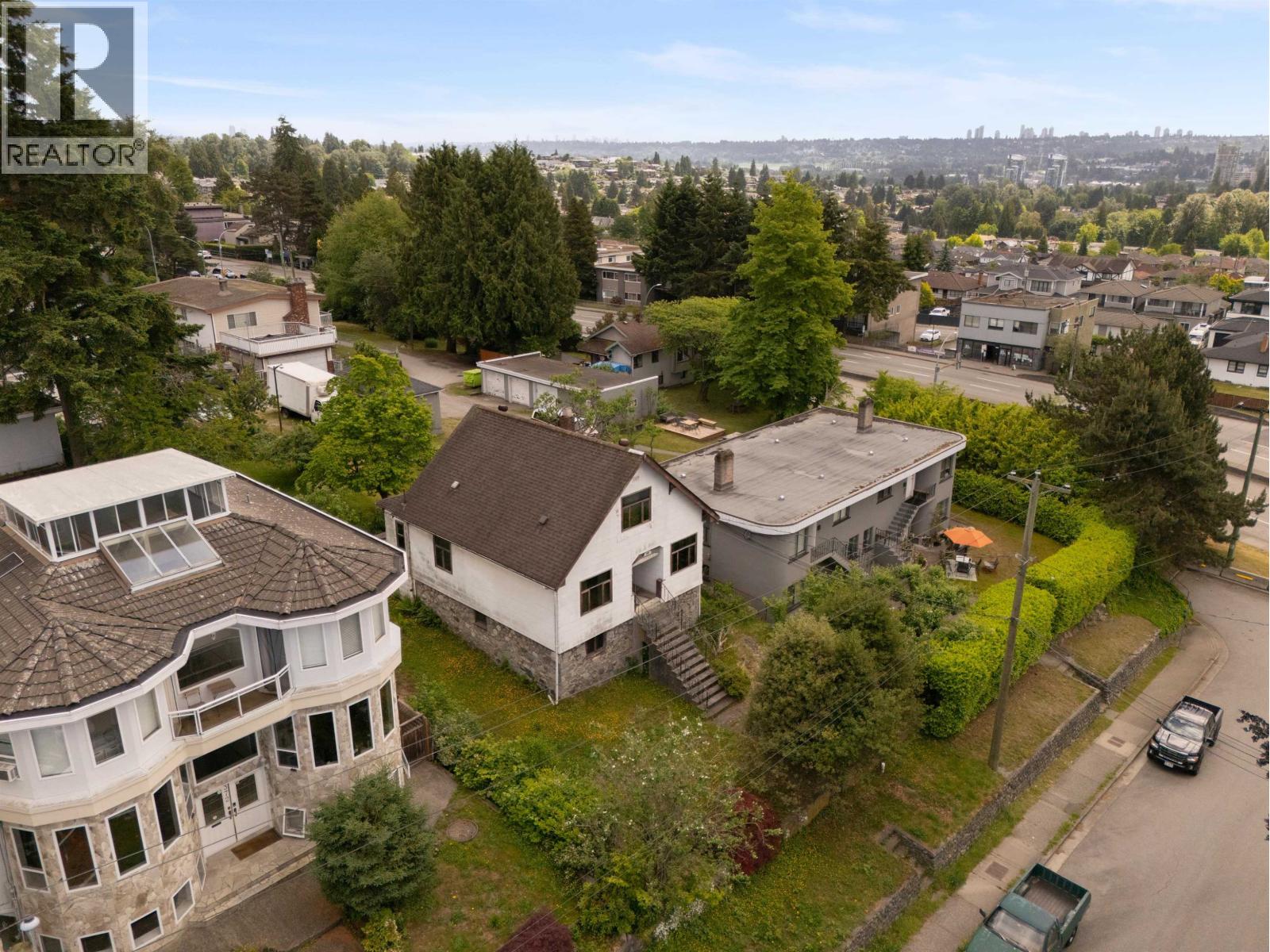 380 Delta Avenue, Burnaby, British Columbia  V5B 3C5 - Photo 3 - R3161613