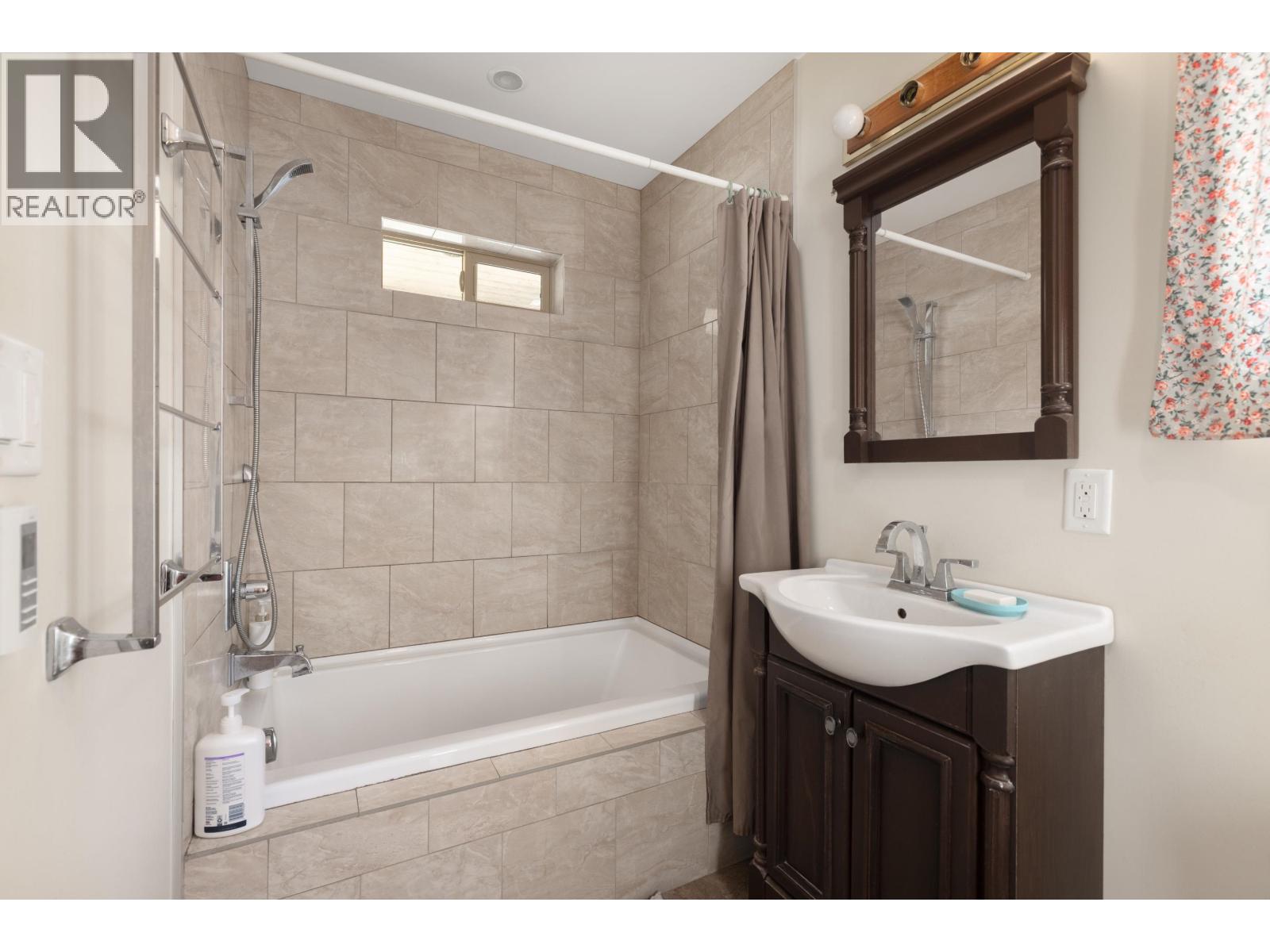 9660 Devine Street, D'arcy, British Columbia  V0N 1L0 - Photo 12 - R3161625