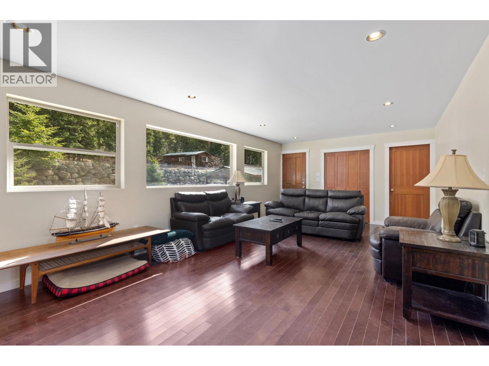 9660 Devine Street, D'arcy, British Columbia  V0N 1L0 - Photo 6 - R3161625