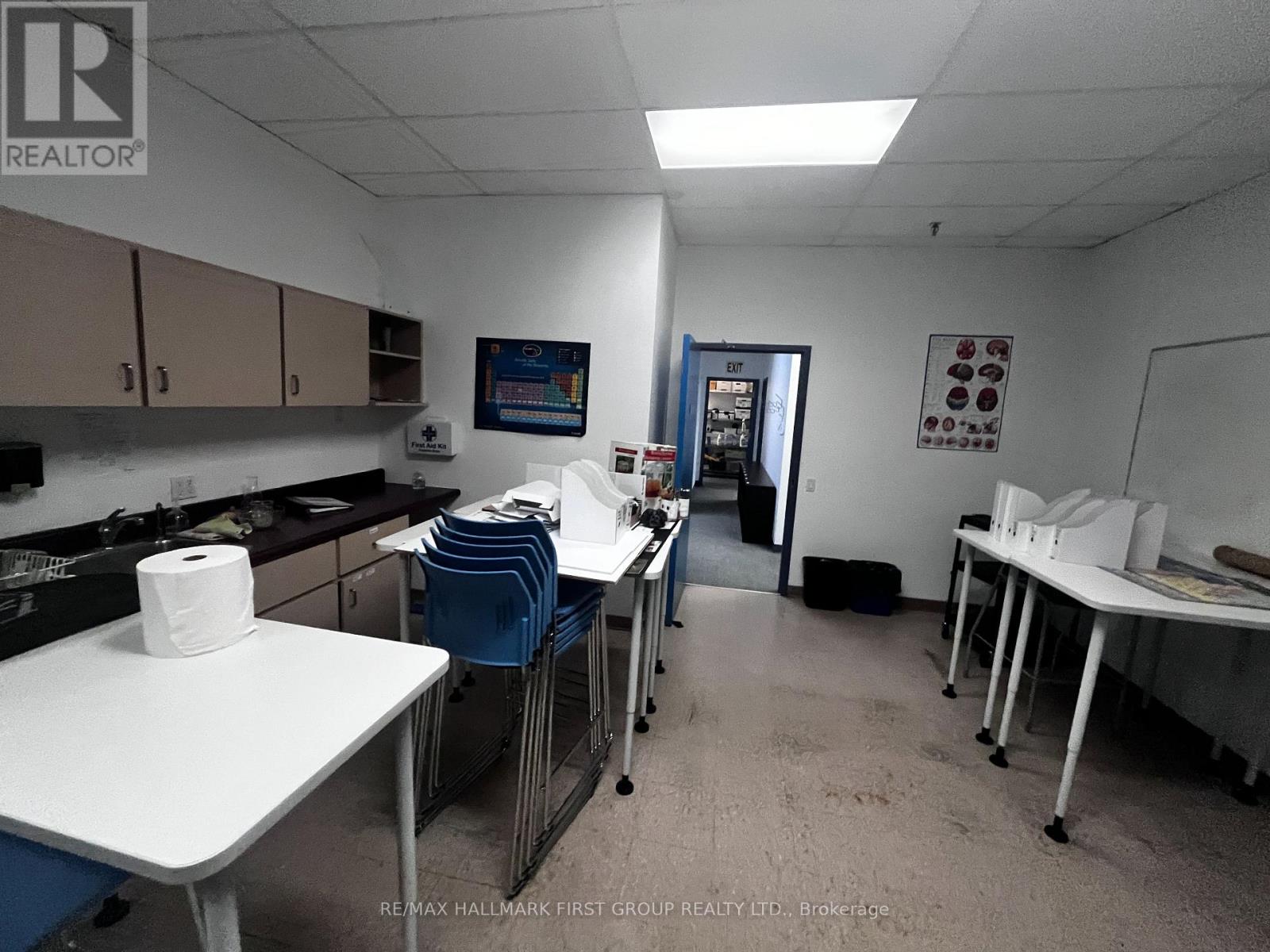 #1-4 - 209 Dundas Street E, Whitby, Ontario  L1N 2M4 - Photo 10 - E13595424