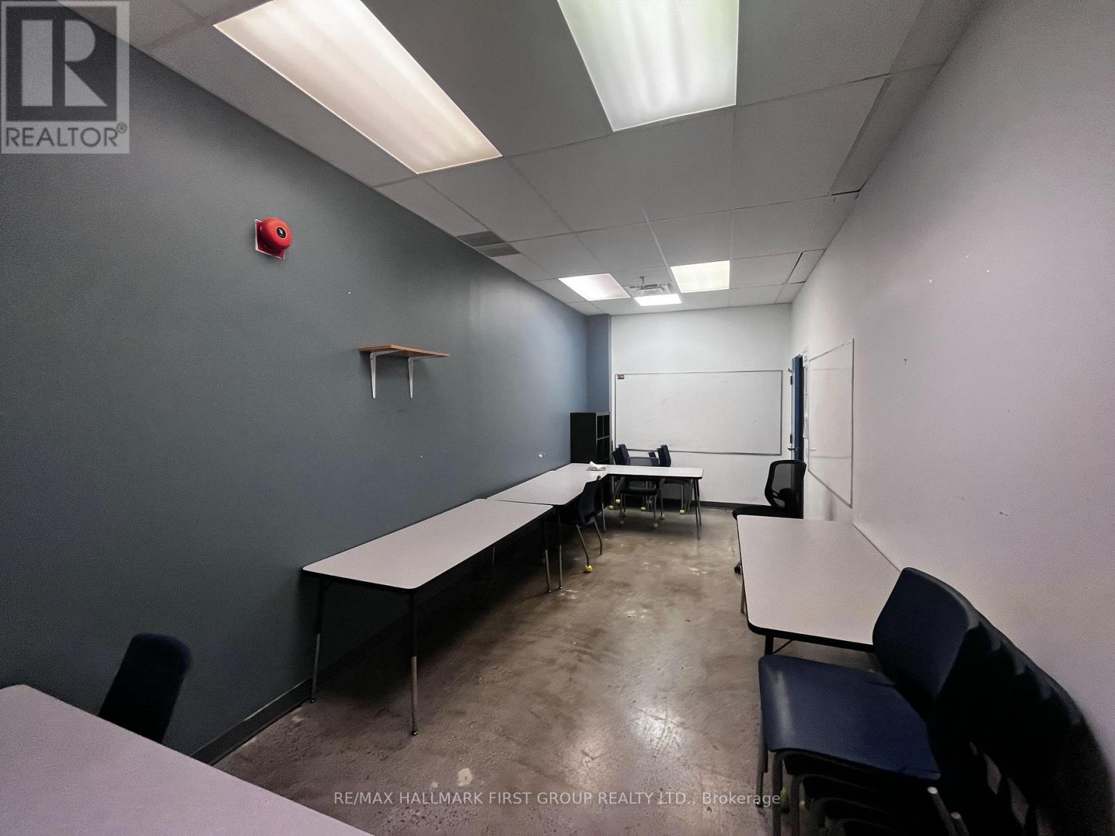#1-4 - 209 Dundas Street E, Whitby, Ontario  L1N 2M4 - Photo 6 - E13595424