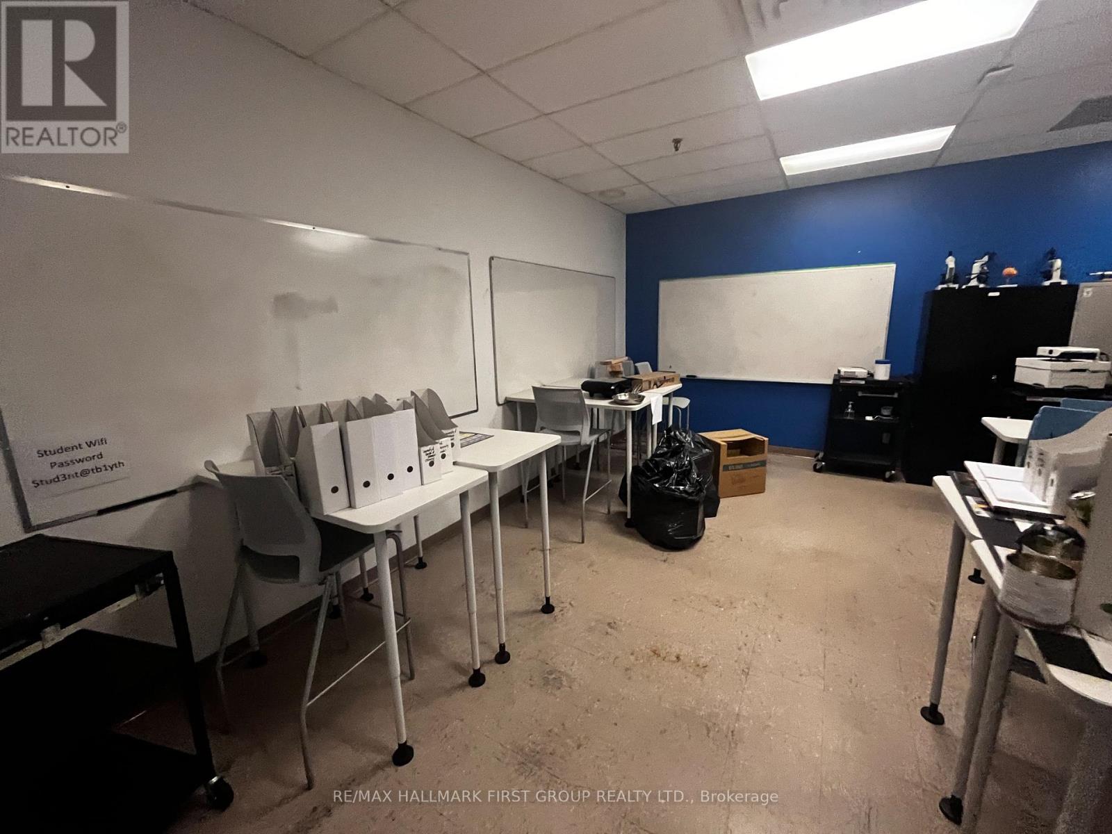 #1-4 - 209 Dundas Street E, Whitby, Ontario  L1N 2M4 - Photo 9 - E13595424