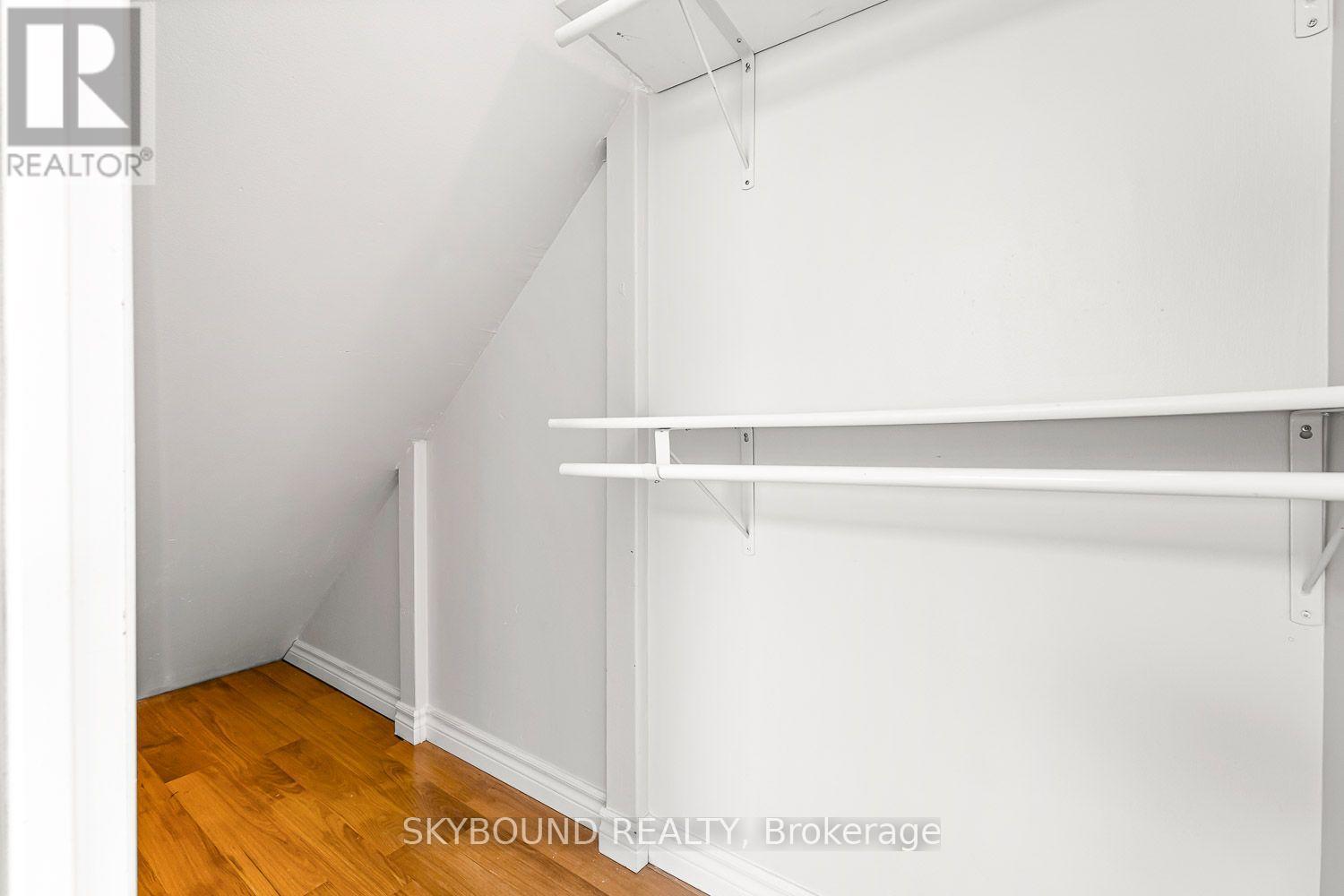 1 - 910 Kingston Road S, Toronto, Ontario  M4E 1S5 - Photo 12 - E13746384