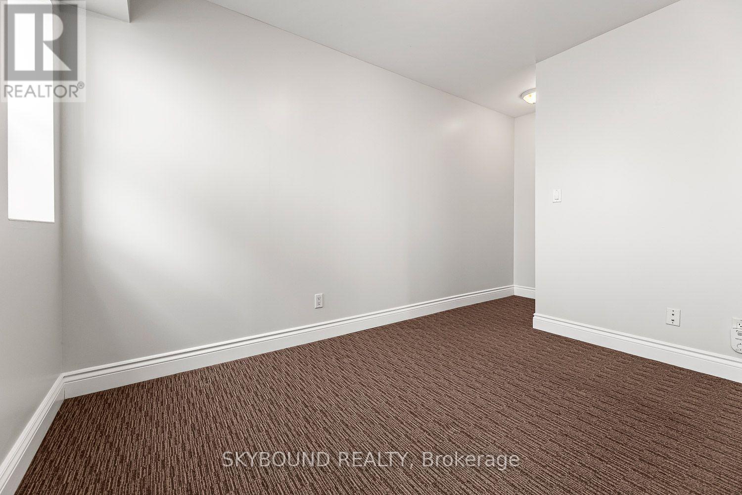 1 - 910 Kingston Road S, Toronto, Ontario  M4E 1S5 - Photo 21 - E13746384