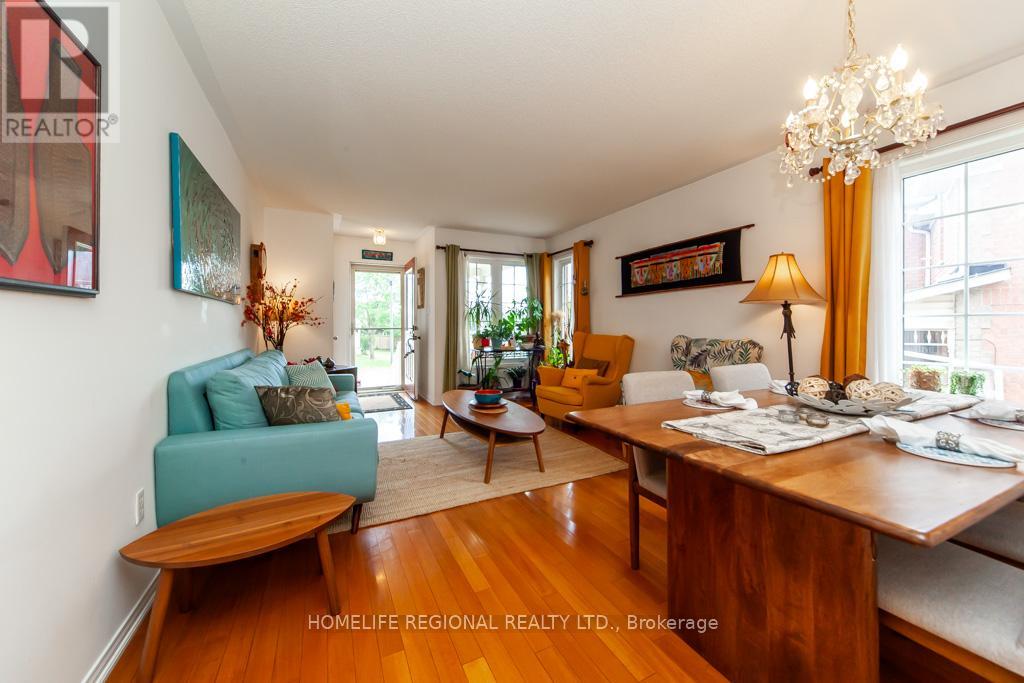 20 Rosemarie Crescent, Whitby, Ontario  L1M 1G6 - Photo 3 - E13746386