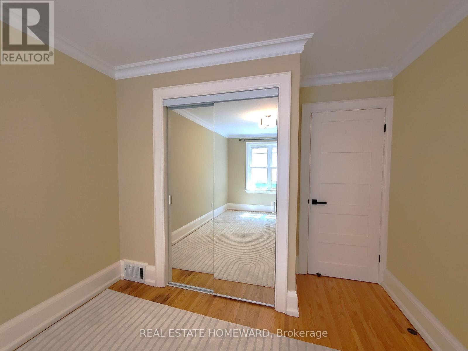 Main Floor - 21 Love Crescent, Toronto, Ontario  M4E 1V6 - Photo 29 - E13746486