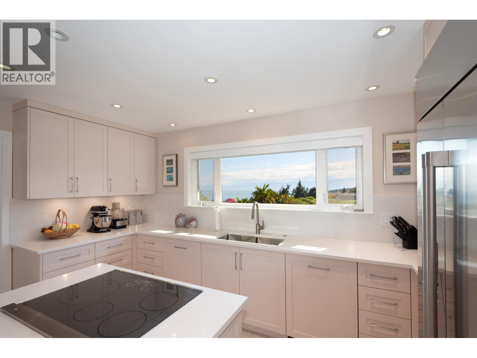 4228 Rockridge Crescent, West Vancouver, British Columbia  V7W 1B1 - Photo 9 - R3138252