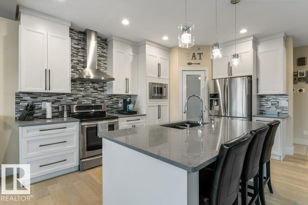 3632 Hummingbird Wy Nw, Edmonton, Alberta  T5S 0K8 - Photo 2 - E4497662