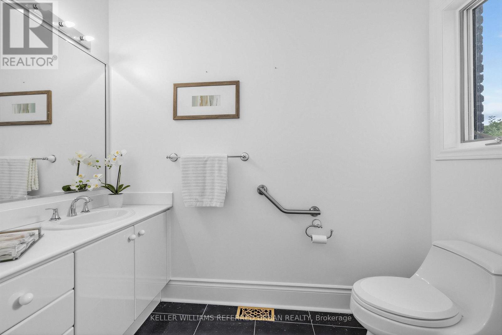 18 Yongeview Avenue, Richmond Hill, Ontario  L4C 7A4 - Photo 14 - N13746446