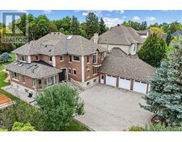 18 YONGEVIEW AVENUE, Richmond Hill, Ontario
