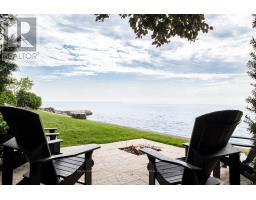 6 ENNISCLARE DRIVE W, Oakville, Ontario