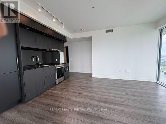 2605 - 448 Burnhamthorpe Road, Mississauga, Ontario L5B 0R4 - Photo 5 - W13745536