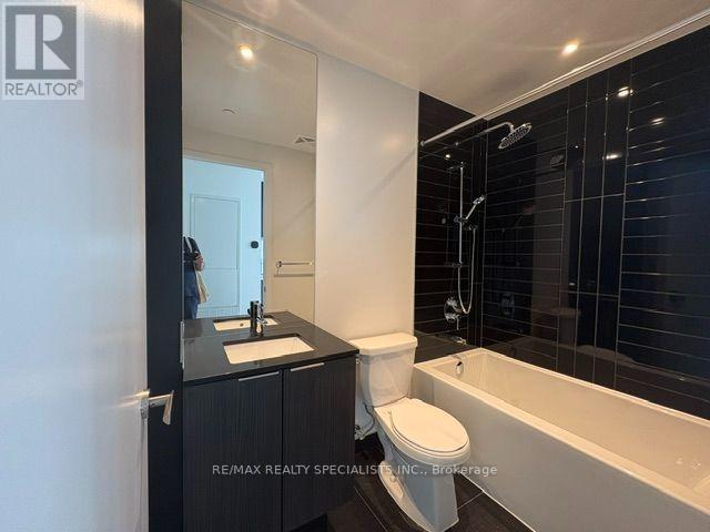 2605 - 448 Burnhamthorpe Road, Mississauga, Ontario L5B 0R4 - Photo 9 - W13745536
