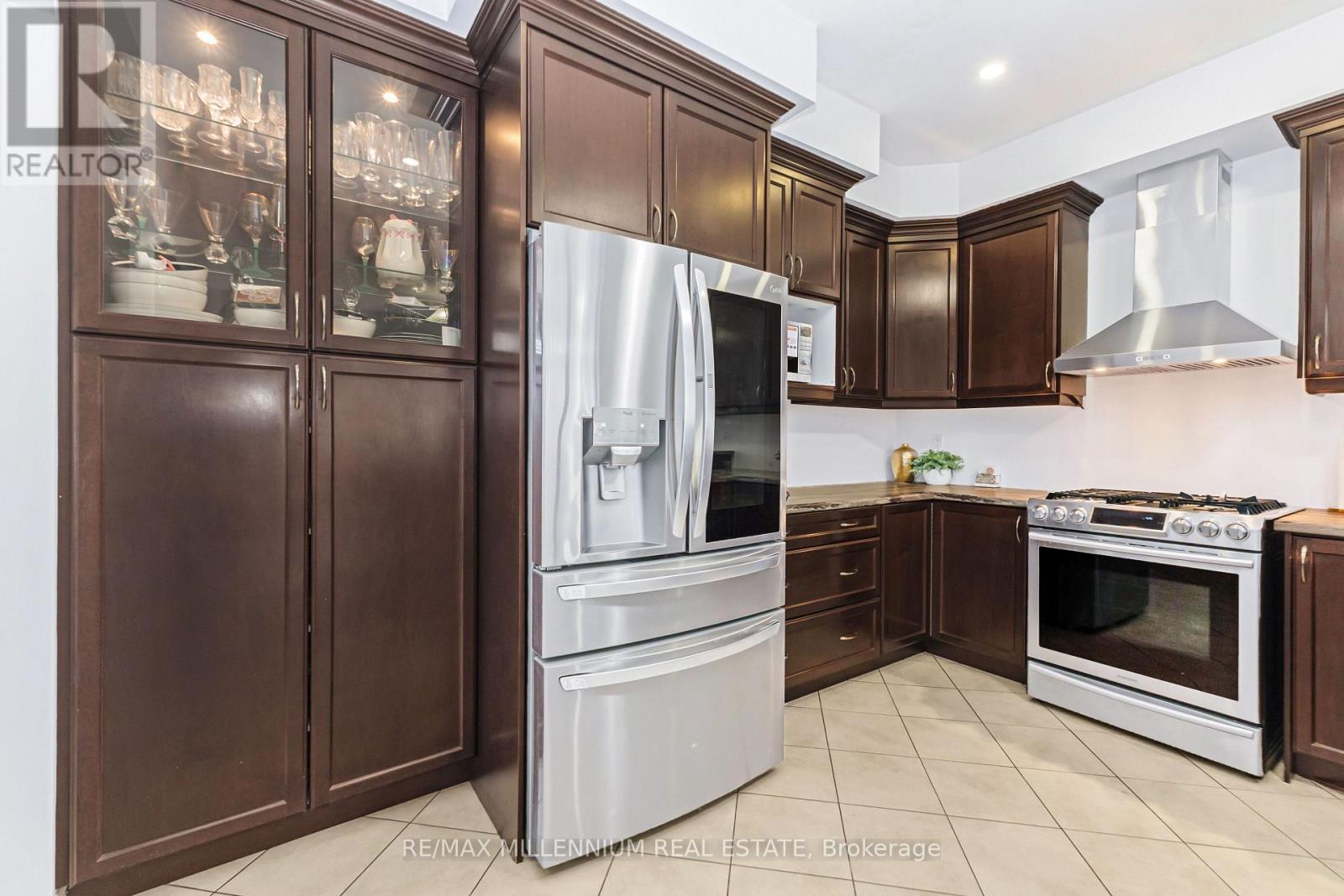 366 Remembrance Road, Brampton, Ontario  L7A 0C3 - Photo 22 - W13746364