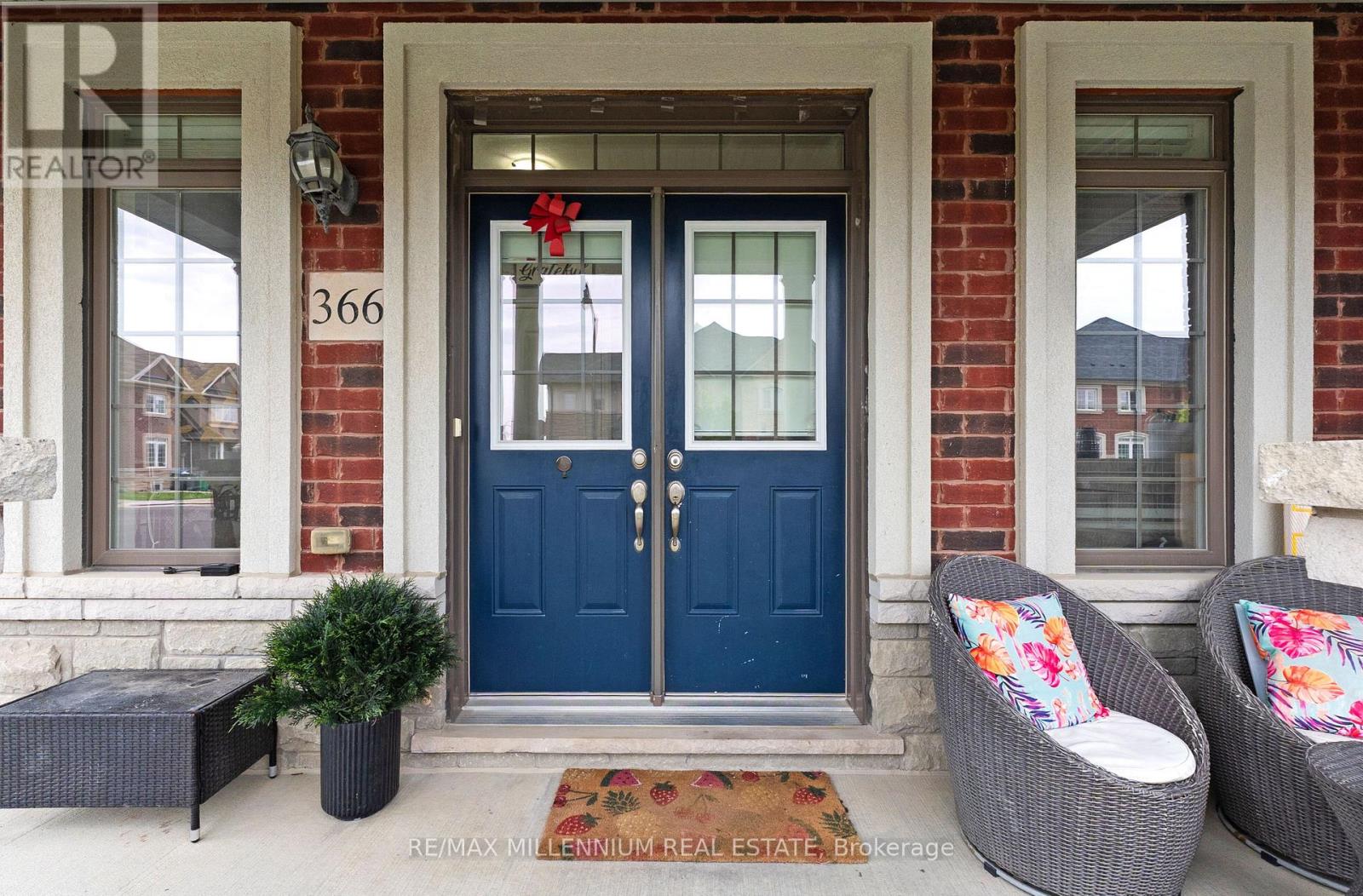 366 Remembrance Road, Brampton, Ontario  L7A 0C3 - Photo 7 - W13746364