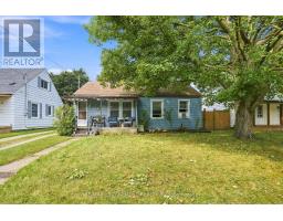9 LANCASTER AVENUE, Brantford, Ontario