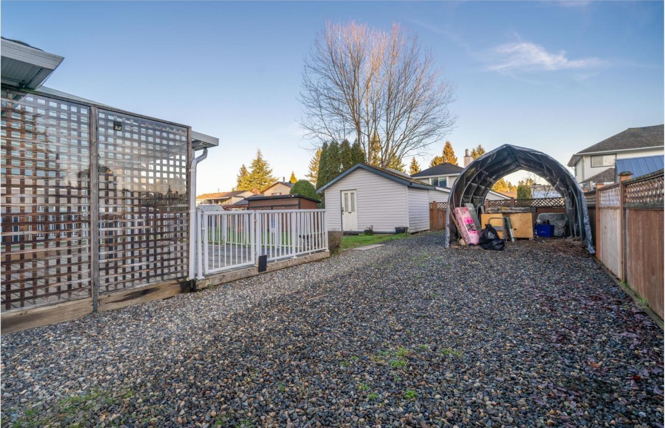 3464 196 Street, Langley, British Columbia  V3A 4T7 - Photo 30 - R3160907