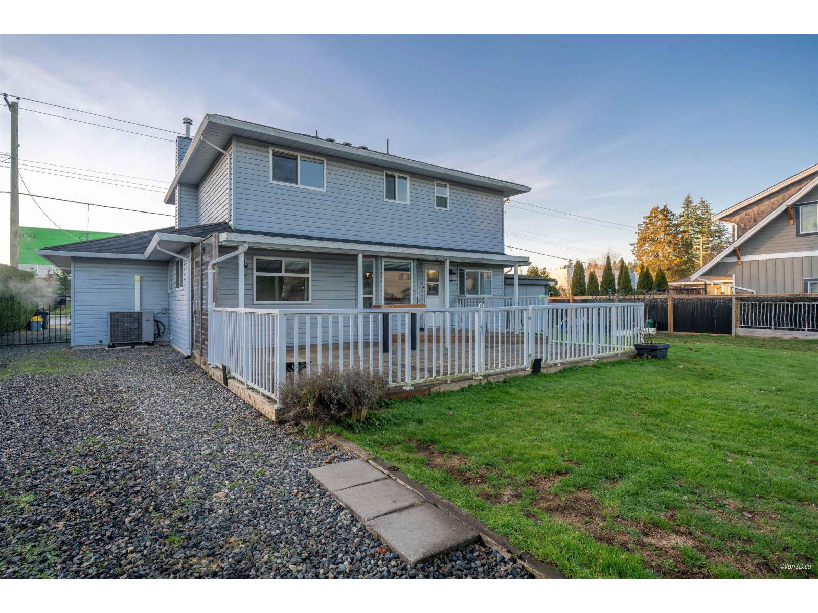 3464 196 Street, Langley, British Columbia  V3A 4T7 - Photo 33 - R3160907