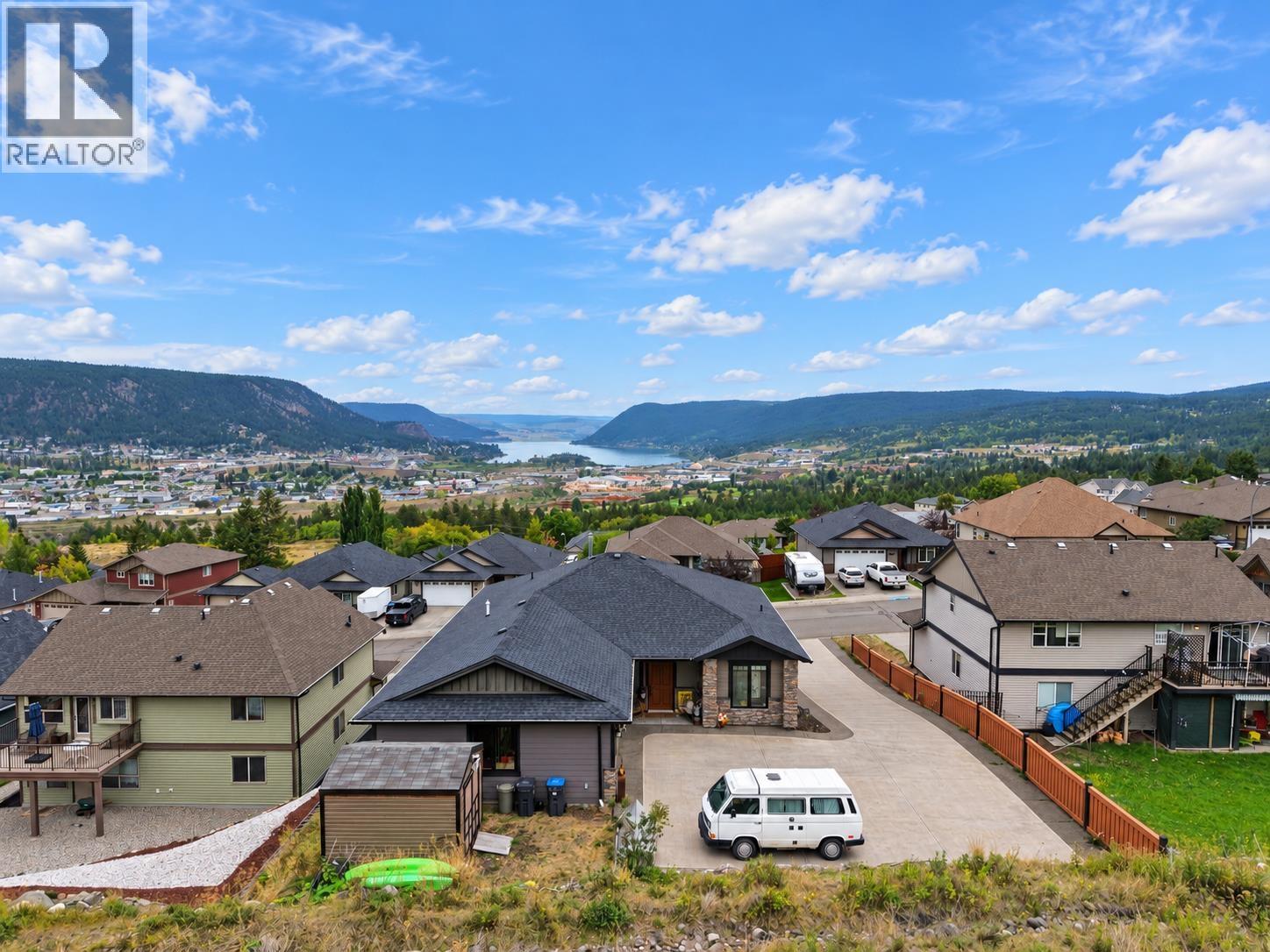 335 Mandarino Place, Williams Lake, British Columbia  V2G 5J1 - Photo 2 - R3161642