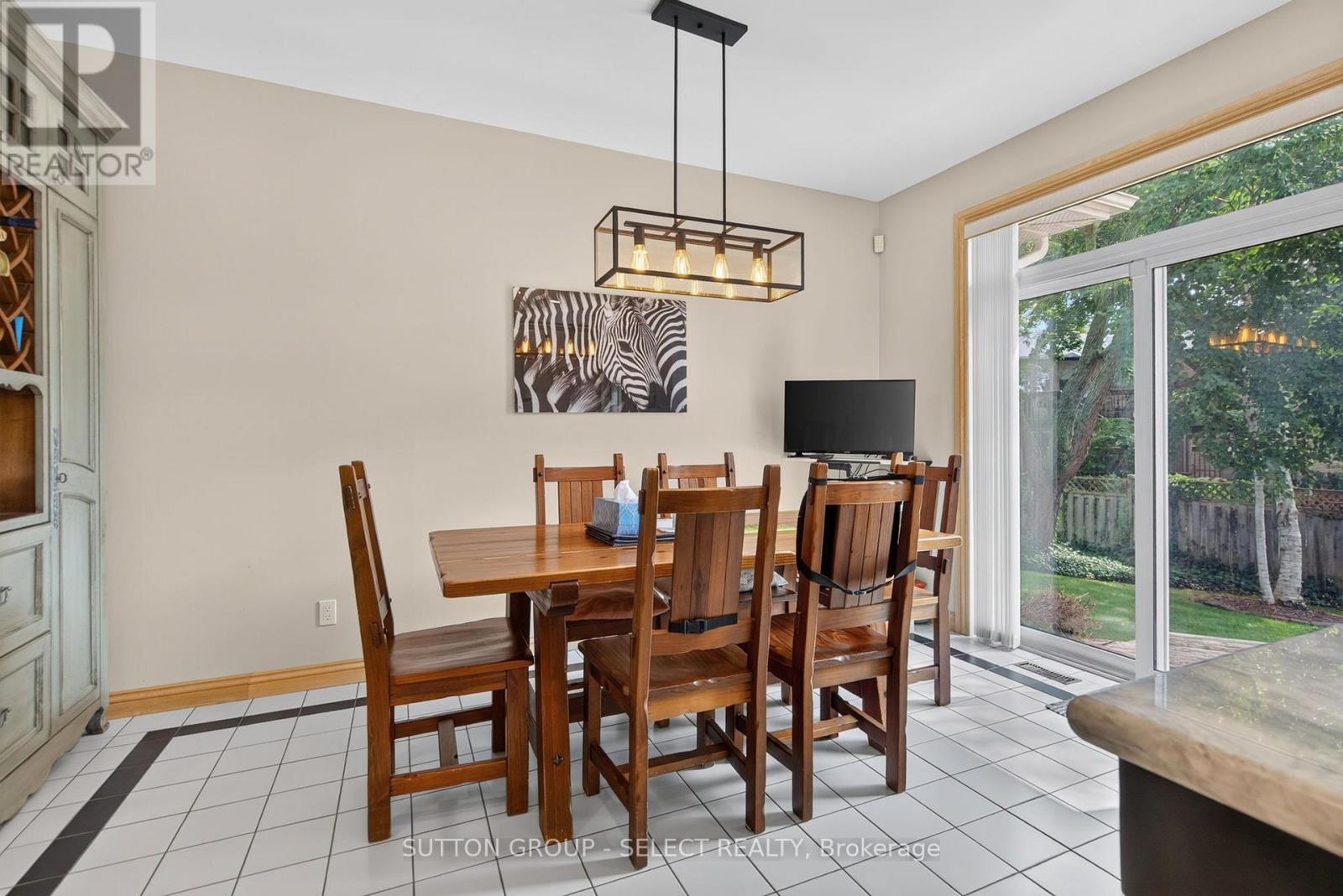 173 Whiteacres Drive, London North, Ontario  N6G 4N2 - Photo 17 - X13746524