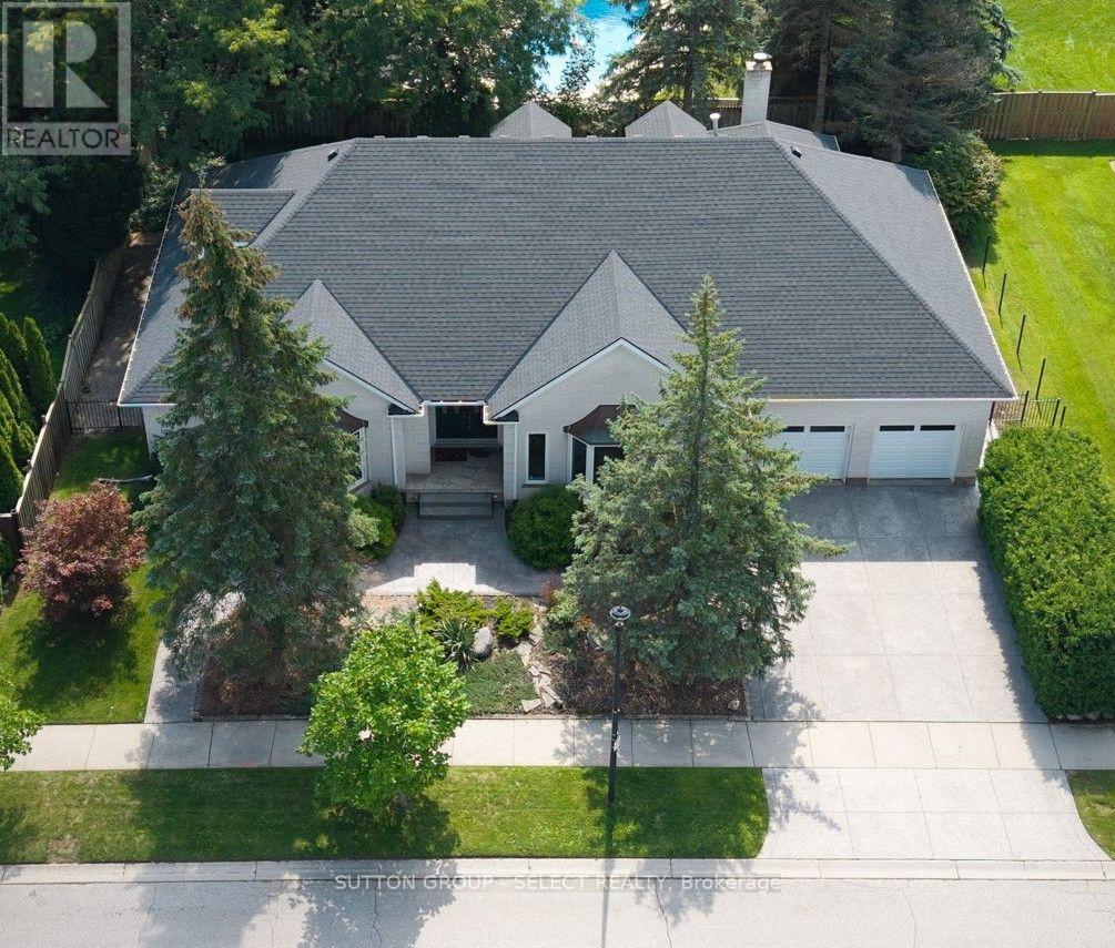 173 Whiteacres Drive, London North, Ontario  N6G 4N2 - Photo 3 - X13746524
