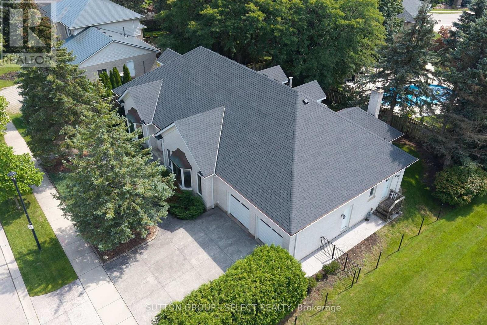173 Whiteacres Drive, London North, Ontario  N6G 4N2 - Photo 47 - X13746524