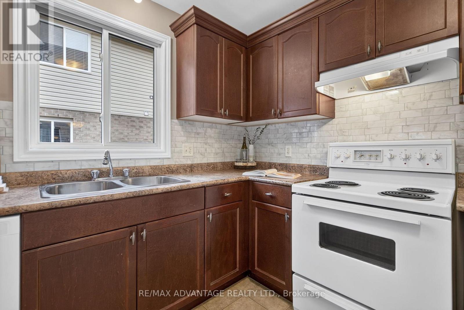 782 Reeves Avenue, London North, Ontario  N6G 5K3 - Photo 6 - X13746584