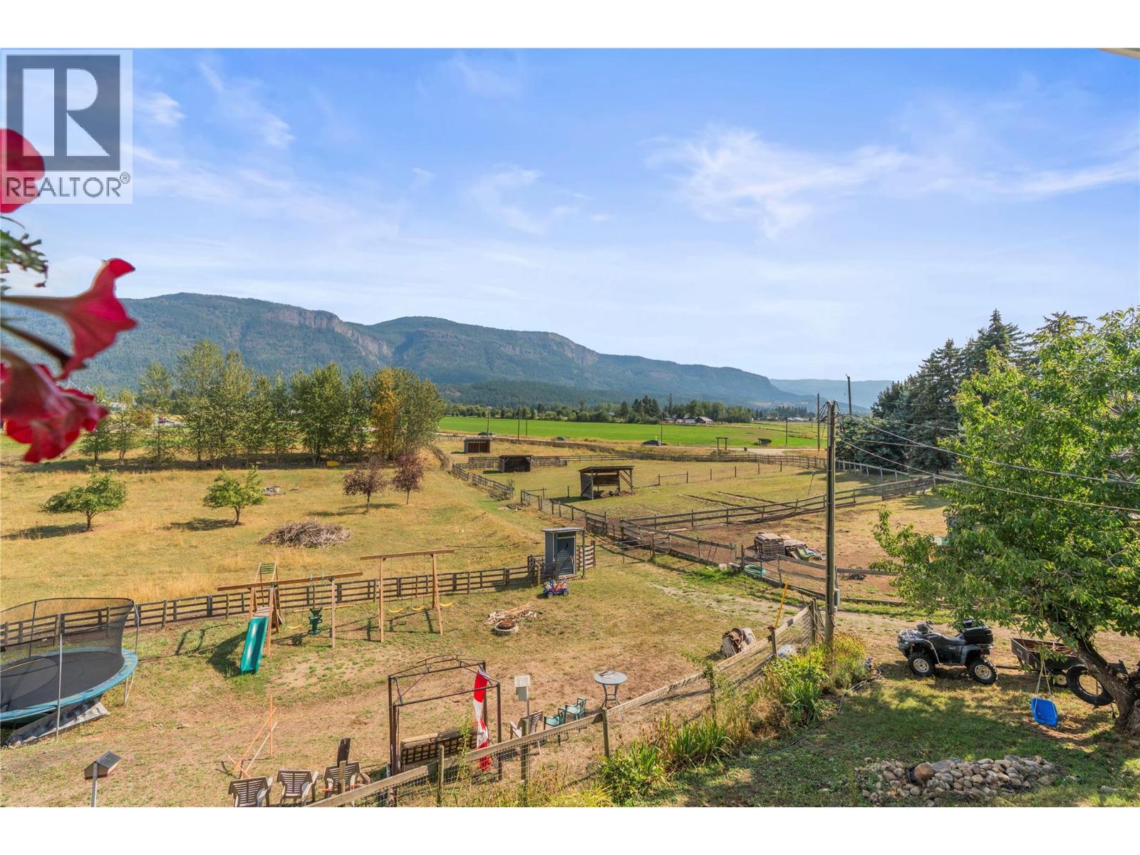 6778 97a Highway, Grindrod, British Columbia  V0E 1V0 - Photo 7 - 10399234