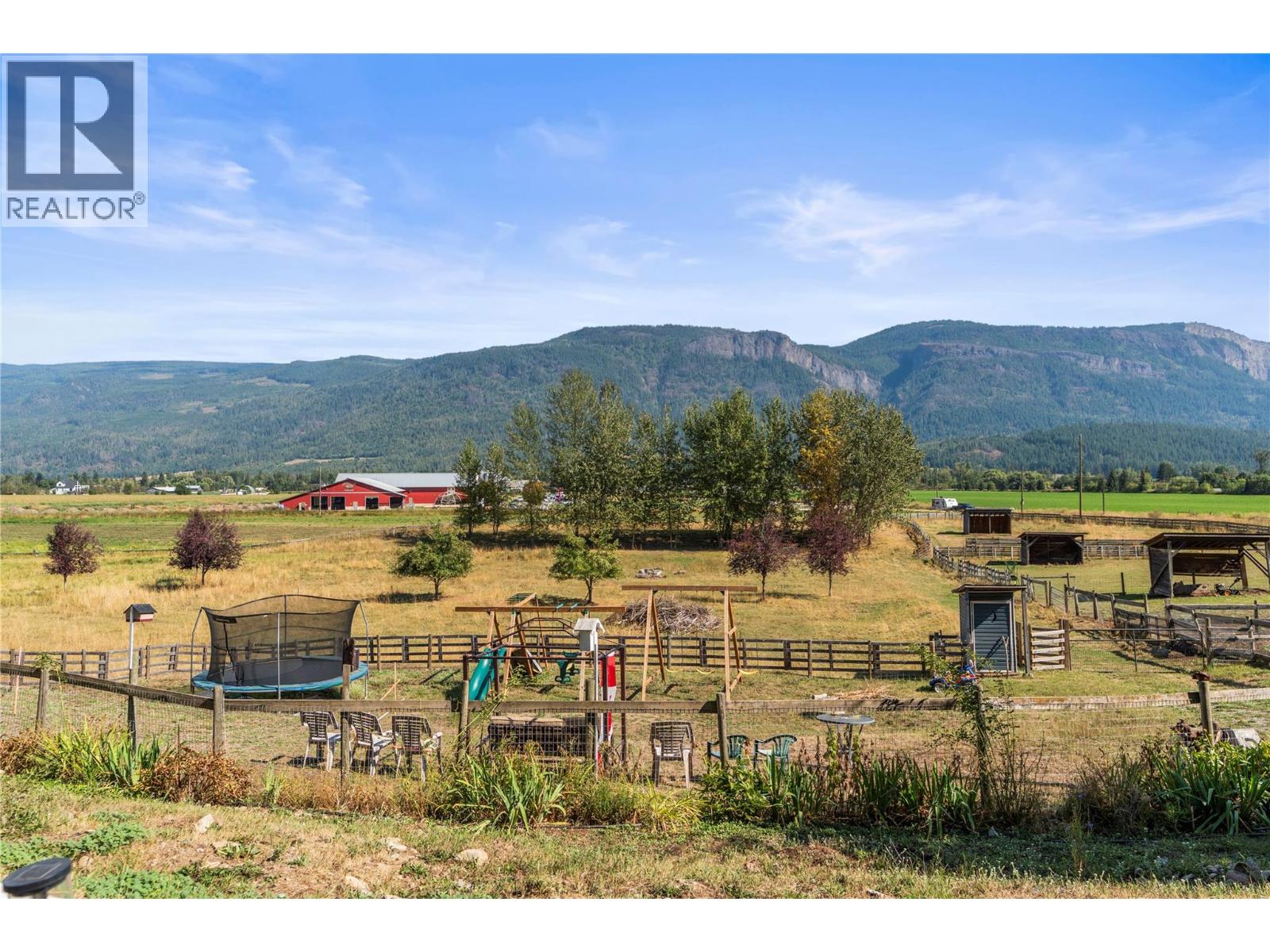 6778 97a Highway, Grindrod, British Columbia  V0E 1V0 - Photo 73 - 10399234