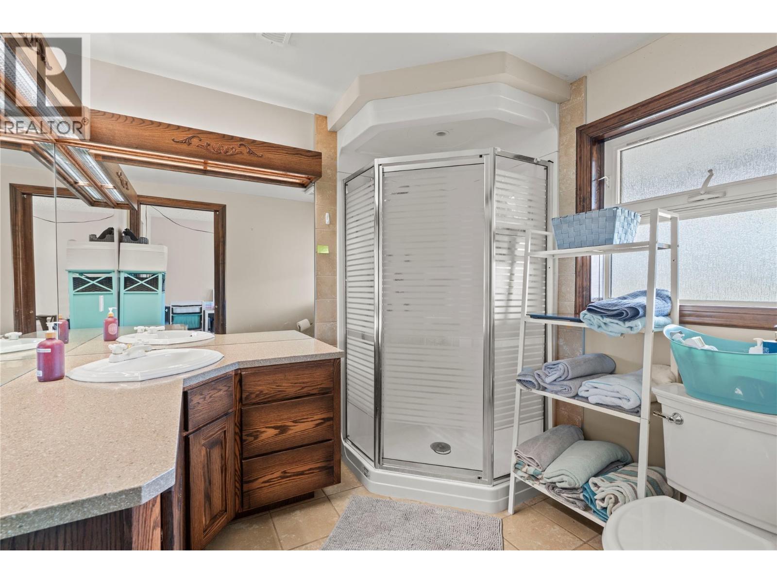 6778 97a Highway, Grindrod, British Columbia  V0E 1V0 - Photo 47 - 10399234