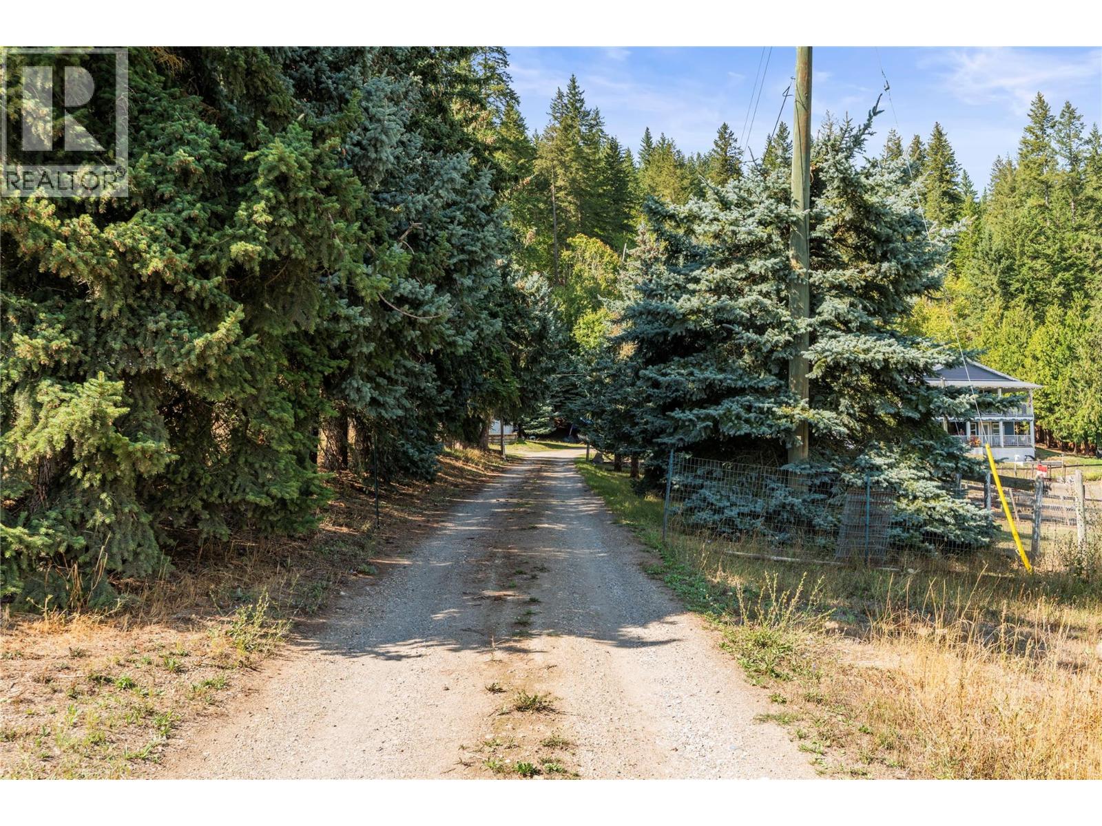 6778 97a Highway, Grindrod, British Columbia  V0E 1V0 - Photo 5 - 10399774