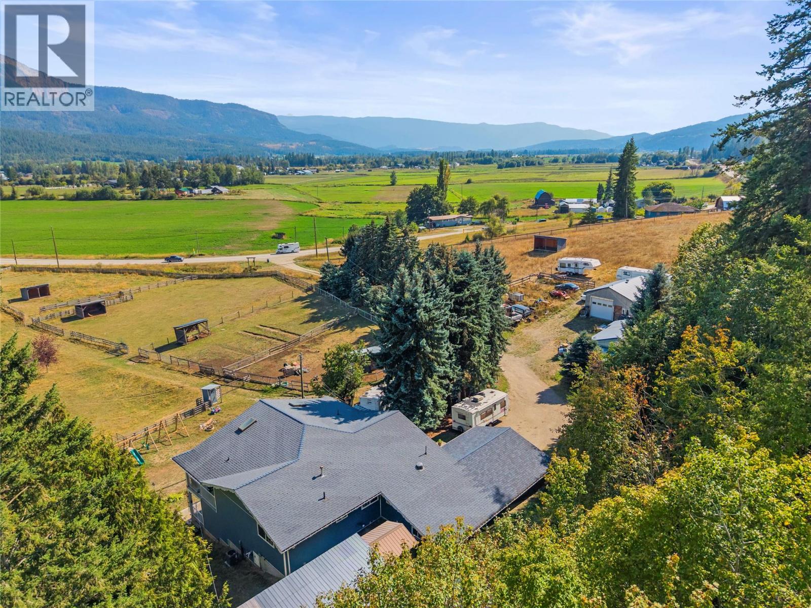 6778 97a Highway, Grindrod, British Columbia  V0E 1V0 - Photo 77 - 10399774