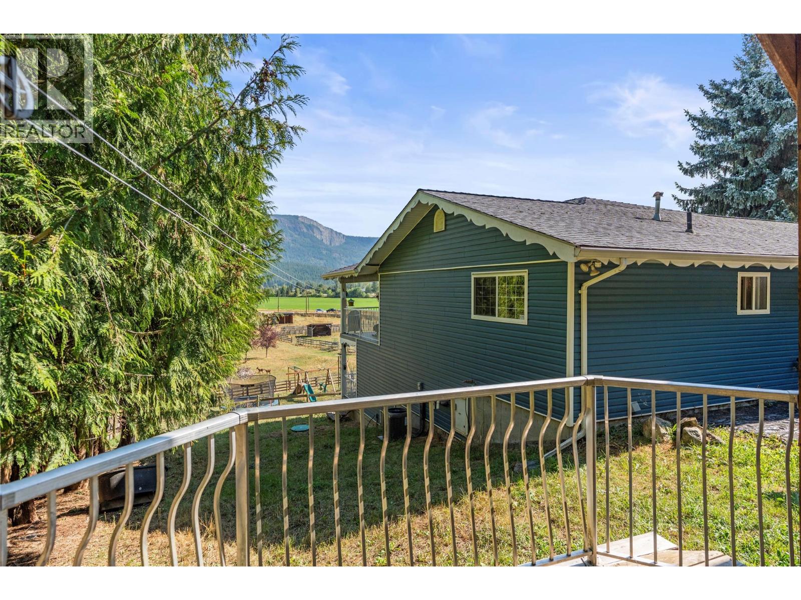 6778 97a Highway, Grindrod, British Columbia  V0E 1V0 - Photo 75 - 10399774