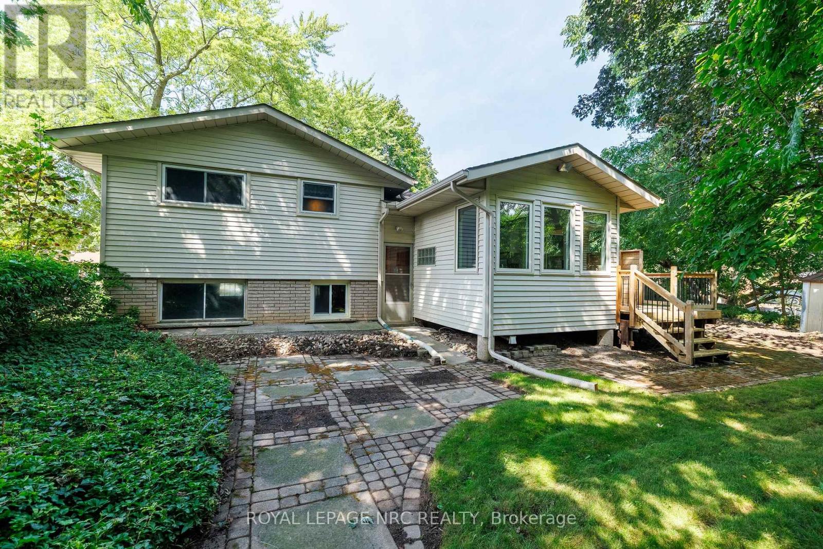 206 Parnell Road, St. Catharines, Ontario  L2M 1V6 - Photo 3 - X13746580