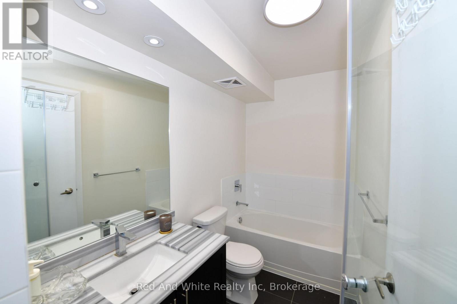 3 - 4080 Parkside Village Drive, Mississauga, Ontario  L5B 0K2 - Photo 14 - W13508252