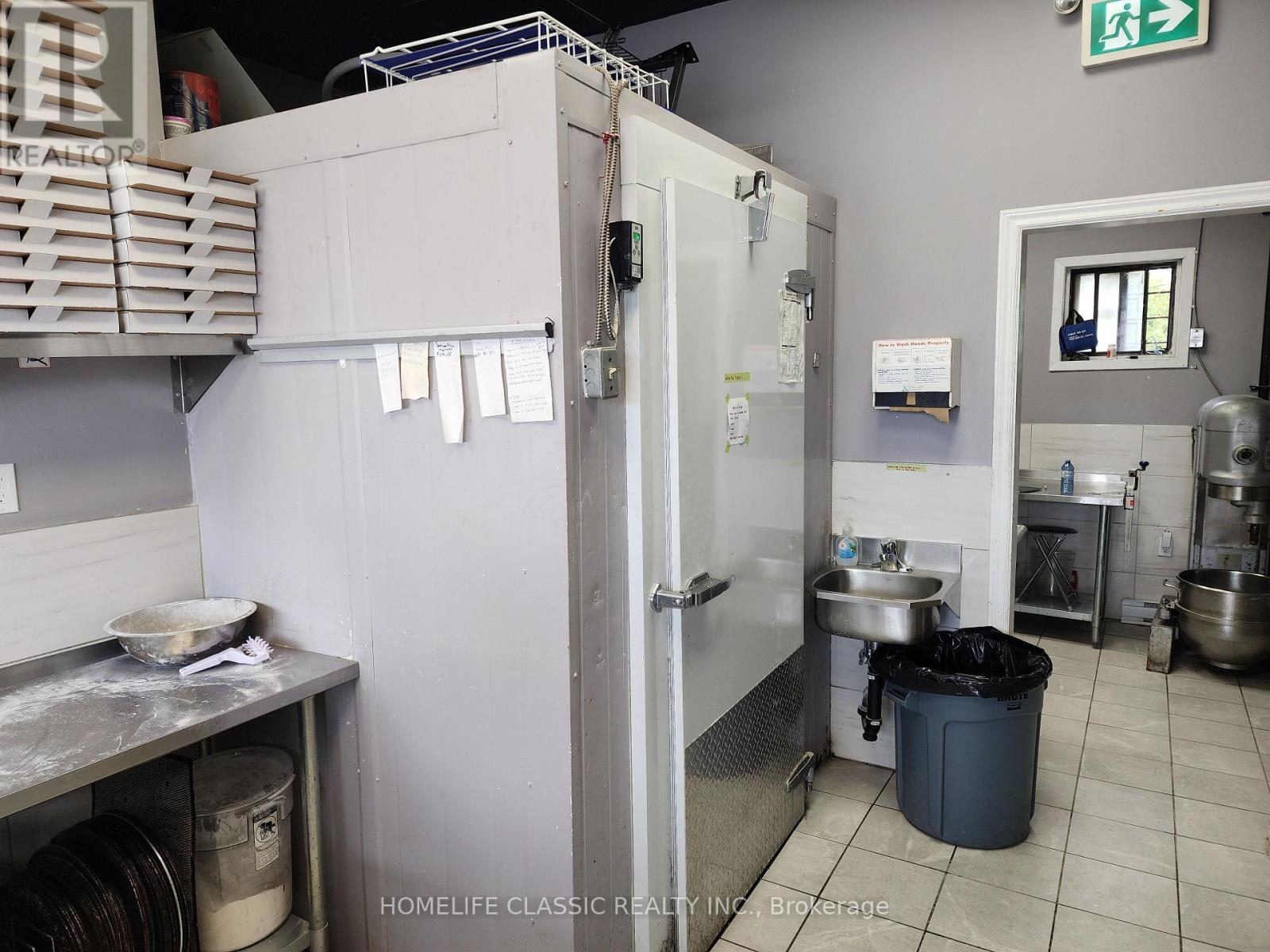 24 Lindsay Street S, Kawartha Lakes, Ontario K9V 2L8 - Photo 8 - X13131624
