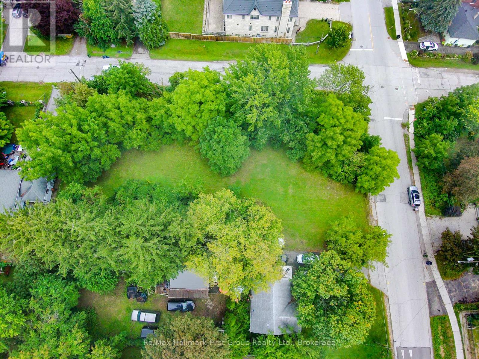 98 Euclid Avenue, Toronto, Ontario  M1C 1J9 - Photo 2 - E13746516