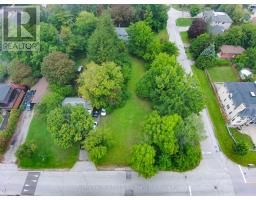 98 EUCLID AVENUE, Toronto, Ontario